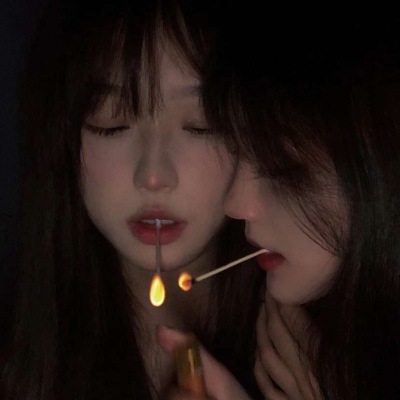 2021年两个人闺蜜最新红色jk系女生头像图片
