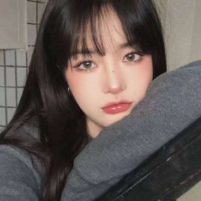 2021年图片大全好看头像女生蓝色头像背影长发图片