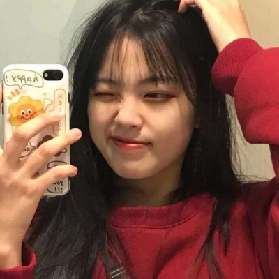 2021年红色微信头像美图头像女生清新图片
