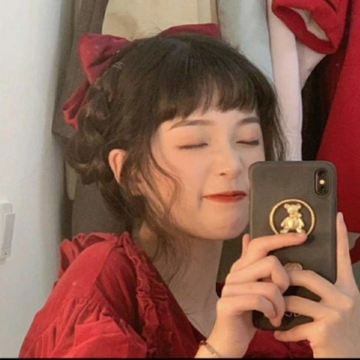 2021年红色微信头像美图头像女生清新图片