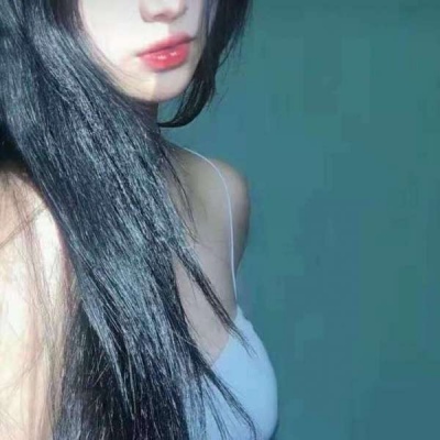 2021年最流行的手很嫩的女生头像图片