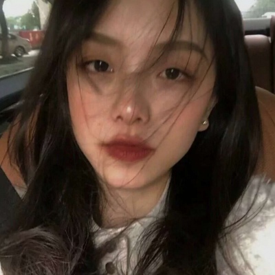 微信头像图片2021最火爆短发部位女生头像个性网图片