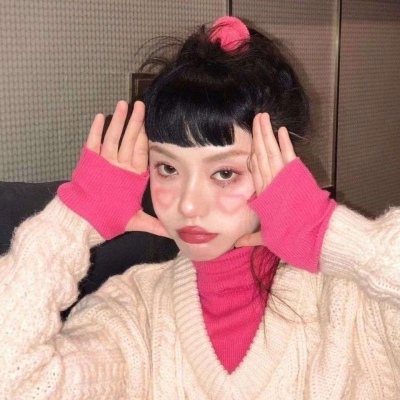 高清2021年头像女生头像戴帽子图片
