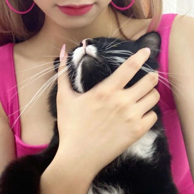 高清2021年头像女生头像戴帽子图片