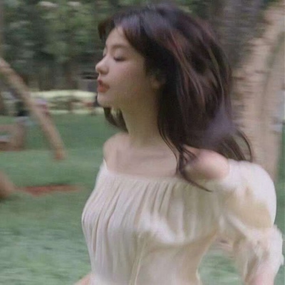 清新好看的2021年文艺头像女生头像戴狐狸耳朵图片