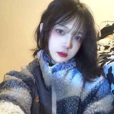 2021头像qq头像流泪卡通女生图片