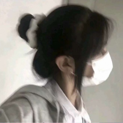 2021头像qq头像流泪卡通女生图片