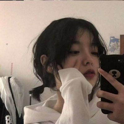 2021头像qq头像流泪卡通女生图片