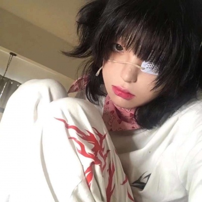 2021年最火背对着跳舞女生头像图片