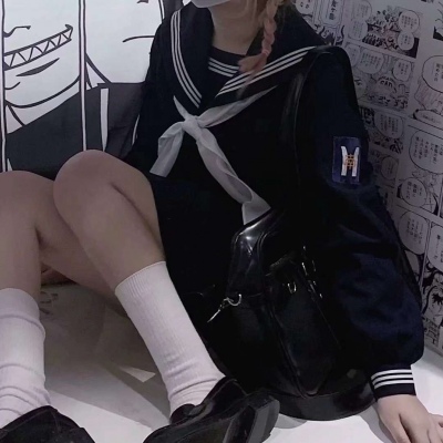 2021年最火背对着跳舞女生头像图片