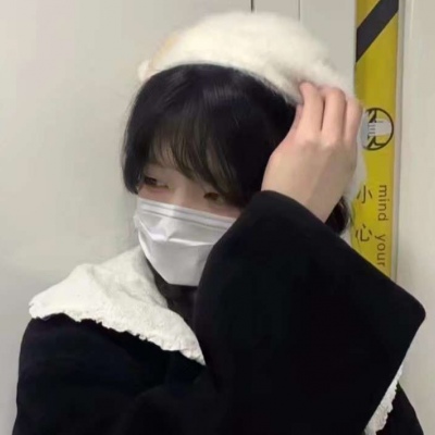 2021年最火背对着跳舞女生头像图片