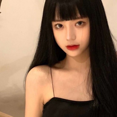 2021年最火背对着跳舞女生头像图片