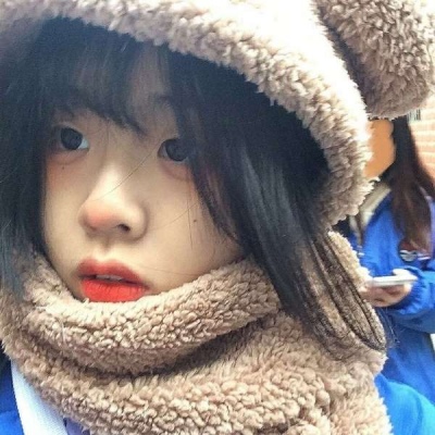 2021抖音最火女生沙雕又好看的头像图片