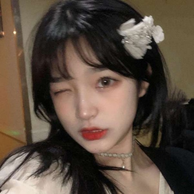 2021抖音最火女生沙雕又好看的头像图片