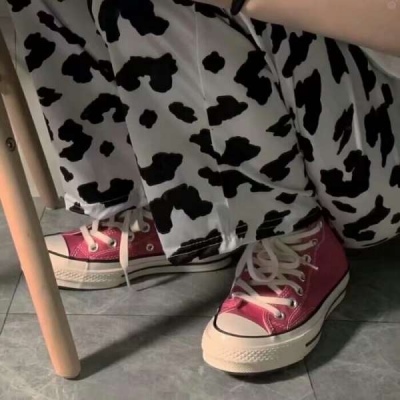 2021抖音最火女生沙雕又好看的头像图片