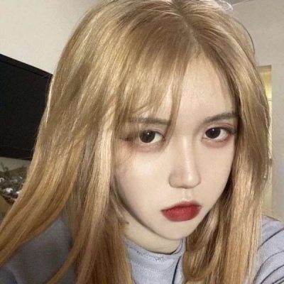 2021抖音最火女生沙雕又好看的头像图片