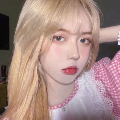 2021抖音最火女生沙雕又好看的头像图片