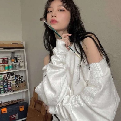 高清好看的网图女生带太阳的微信头像图片