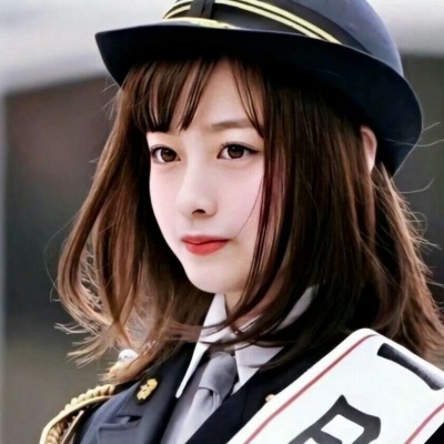 新款2021年好看的二次元女生高冷头像 高傲图片