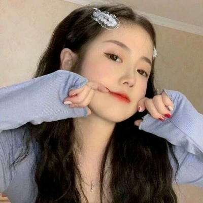 新款2021年好看的二次元女生高冷头像 高傲图片