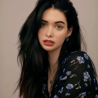 2021好看的头像图片欧美超萌双麻花辫女生头像动漫图片