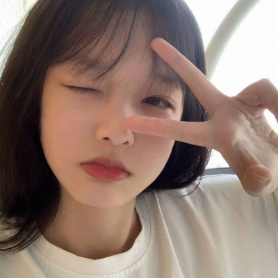 高清好看的温柔干净小众头像男生和女生霸气冷酷图片