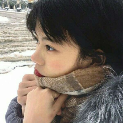 微信温柔女生头像迷茫背影图片