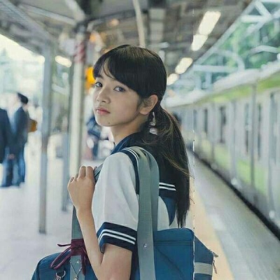 ins微信眼睛气质卡通女生头像图片