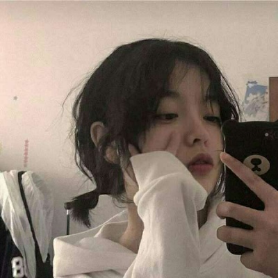 ins微信眼睛气质卡通女生头像图片