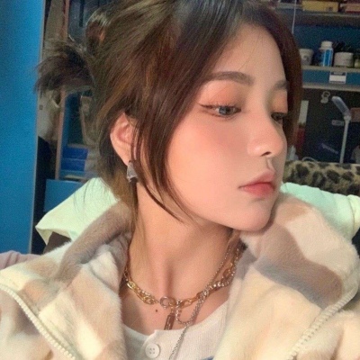 高清优质的2021最火古风动漫图片女生头像图片
