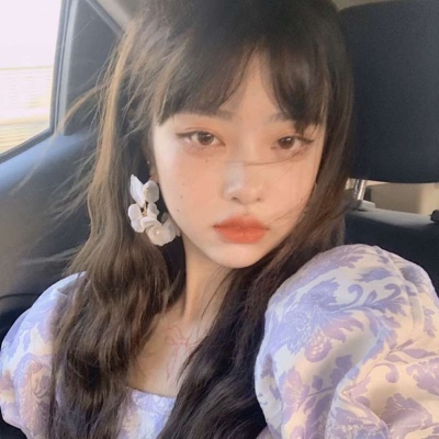 白月光与朱砂痣00后女生qq霸气头像二元次图片