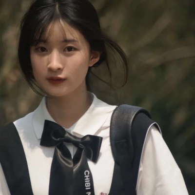 白月光与朱砂痣00后女生qq霸气头像二元次图片