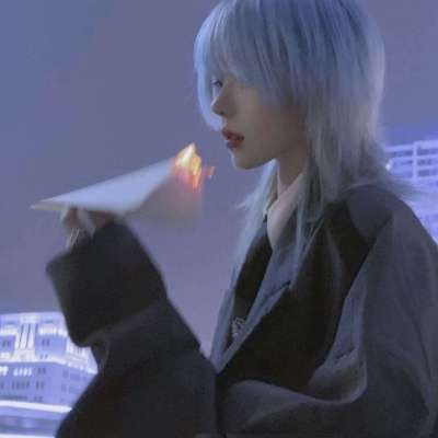 神明少好看的背影头像女生动画