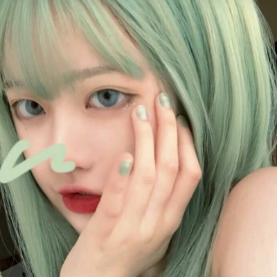 高清好看的绿色系ins头像图片高清女生玩网优质头像图片