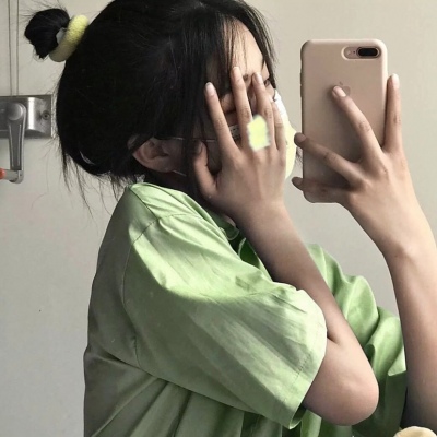 高清好看的绿色系ins头像图片高清女生玩网优质头像图片