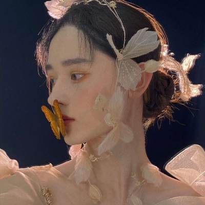 唯美清新意境人物图片动漫头像女生saber图片