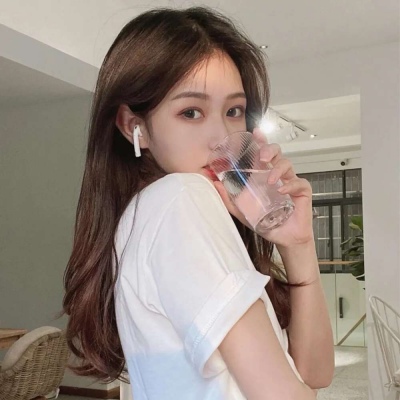 高清精致好看又不腻的头像图片森女漫画艺术头像女生头像图片大全图片