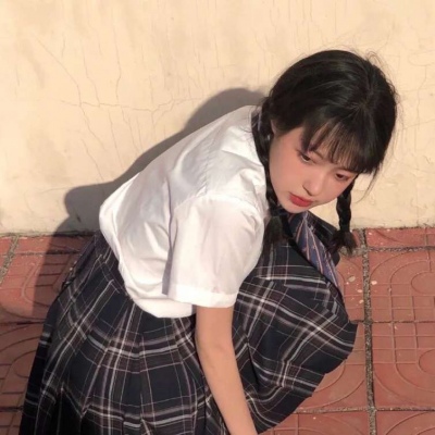 高清真人好看超仙头像女生半脸暗黑系头像图片