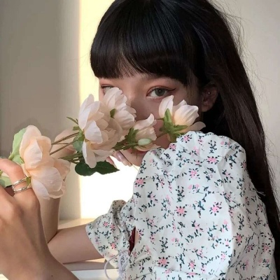 好看的唯美意境美qq初中头像女生头像带字图片