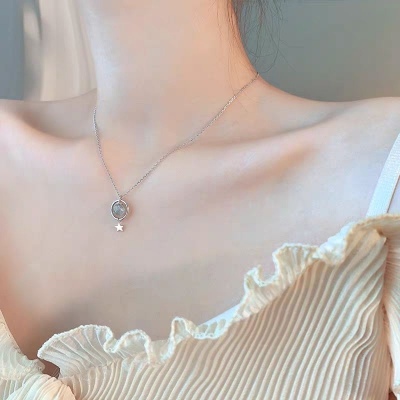 好看的手绘蓝色头像女生图片