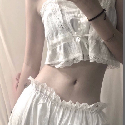 好看的手绘蓝色头像女生图片