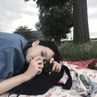 高清那些惊艳的qq头像女生画中画带字图片