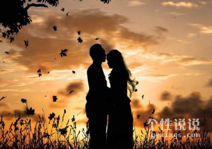 适合情侣秀恩爱的朋友圈 萌到炸的秀恩爱句子