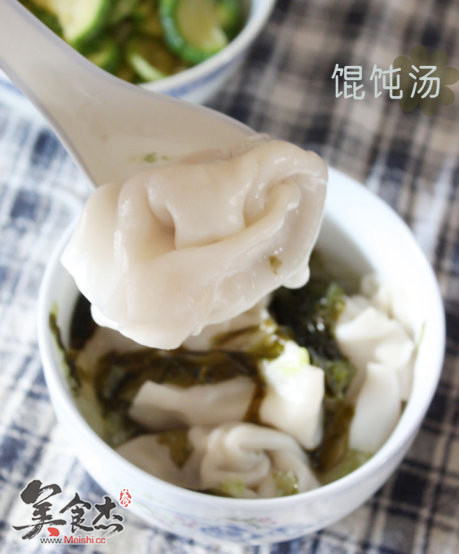 馄饨汤底怎么调才好吃图片