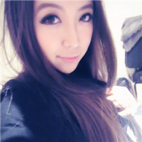 中长发发型的时尚女生头像 亮丽气质的女孩图片