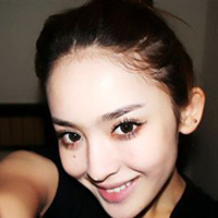 古力娜扎早期清纯漂亮女生头像 我是新疆维吾尔美女图片