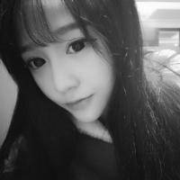 女生气质长发黑白头像 韩范霸气侧脸头像图片