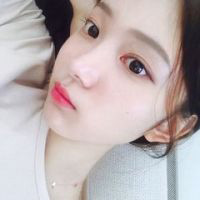 00后非主流女生霸气头像 红唇与素颜高清清纯头像图片