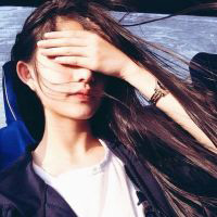 长发飘逸女生头像 女生背影长发头像精选图片