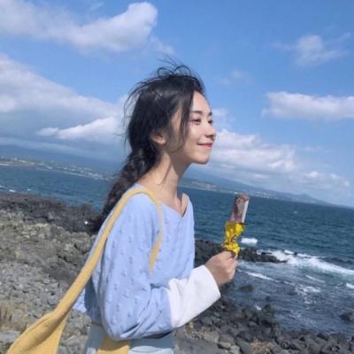 女生海边背影头像 高清意境女神图片图片